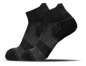 41 SOCKS PRODUCT COLLECTION SS19 - MONITOR SOCKS MONITOR MOMENTUM MONITOR FEATHER LADY MONITOR SIGMA Art nr: 80000401 Storlek: 37-48 Färg: Svart Art nr: 80000501 Storlek: 35-42 Färg: Svart Art nr: