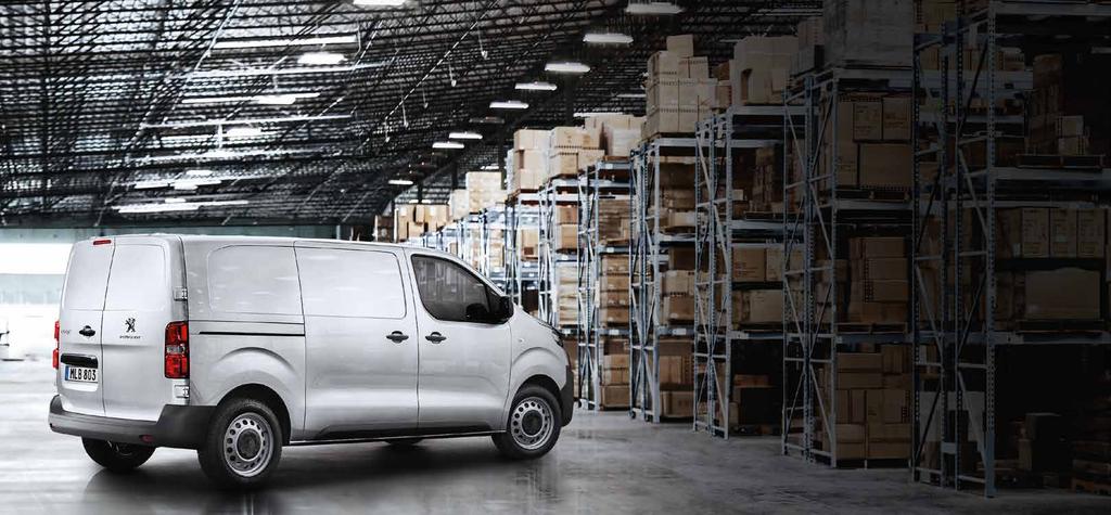 EN GENERATION PÅ FRAMMARSCH Nya Peugeot Expert är byggd på den nya generationens bottenplatta från Peugeot, vilket gör modellen mer innovativ, lätt och säker.