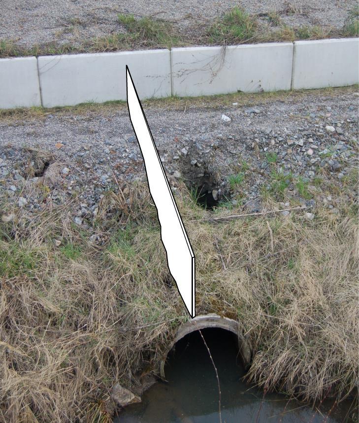 Tidigare genomförda åtgärder De åtgärder som genomförts är. följande: Grodpassage / rör: Fyra rör av metall med 50 cm diameter som tryckts in under befintlig väg. Rören vid Skårbydammen.
