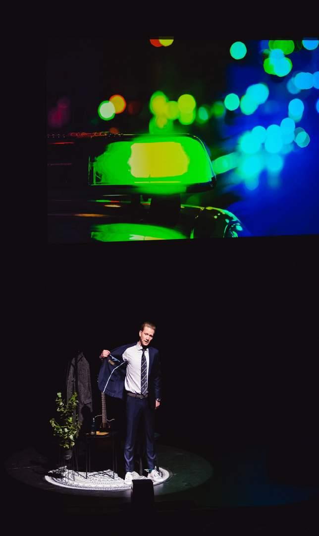 Aldrig ensam show I Aldrig Ensam Show lyfter Charlie Eriksson och Kristofer Greczula på locket till psykisk ohälsa, något av det mest tabubelagda som finns.