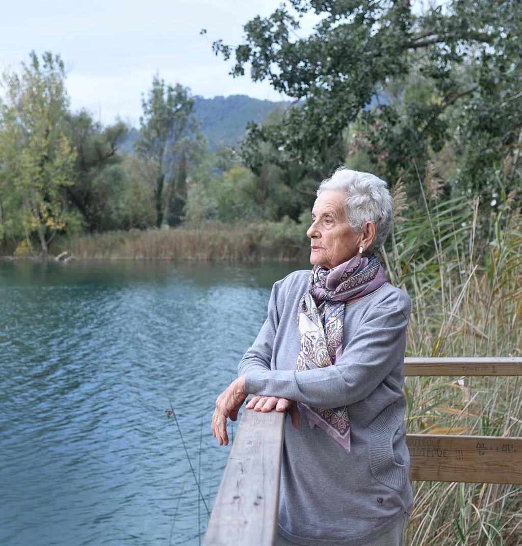 Demografiska utvecklingstrender som alltfler äldre i befolkningen leder till att ett ökat antal patienter insjuknar i Alzheimers sjukdom respektive Parkinsons sjukdom.