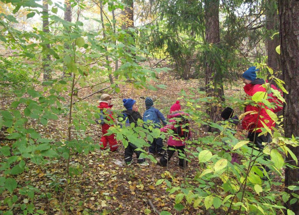 Insamling av information genom intervjuer och observationer genomför des mellan 2013-10-11 och 2013-10-29.