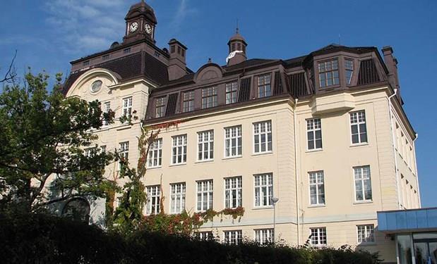 Idrott och studier Södertälje Idrotts Akademi