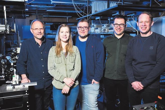 21 Fr. v: Anders Larsson, Ewa Smpanen, Alexander Grabowsk, Mehd Jahed och Johan Gustavsson.