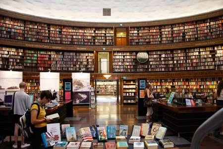 Biblioteksverksamheten Idag bedriver Stadsbiblioteket en omfattande och varierad verksamhet.