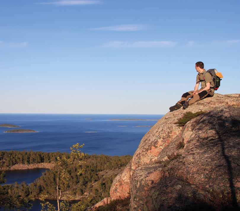 Välkommen till Höga kusten Det här är en kärleksförklaring till en bit av Sverige ingen borde missa, ett stycke skärgårdsmiljö omöjlig att uppleva någon annanstans än här.