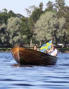 Trafiken från söder utgörs i dag huvudsakligen av fritidsbåtar och 8 Staden Härnösand andra mindre båtar. De båda hamninloppen förenas av en utprickad farled.