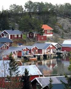 20 Lungön källan 22 Juviksberget N 62 40.041, E 18 3.522 N 62 42.010, E 18 7.025 Goda inseglings- och hamnförhållanden i en vik skyddad för allt utom nordvästan.