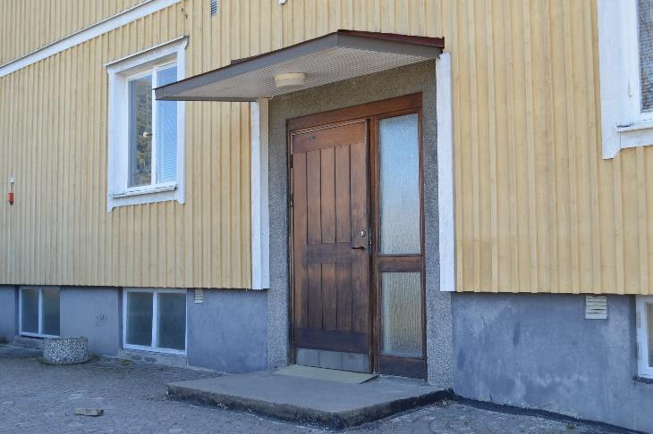 Huset är till stora delar renoverat ca år 1990 samt tilläggs isolerat och ny brädfodring ca 2006. Ny värmepump 2013. Uppvärmning via bergvärmeanläggning Kommunalt V/A.