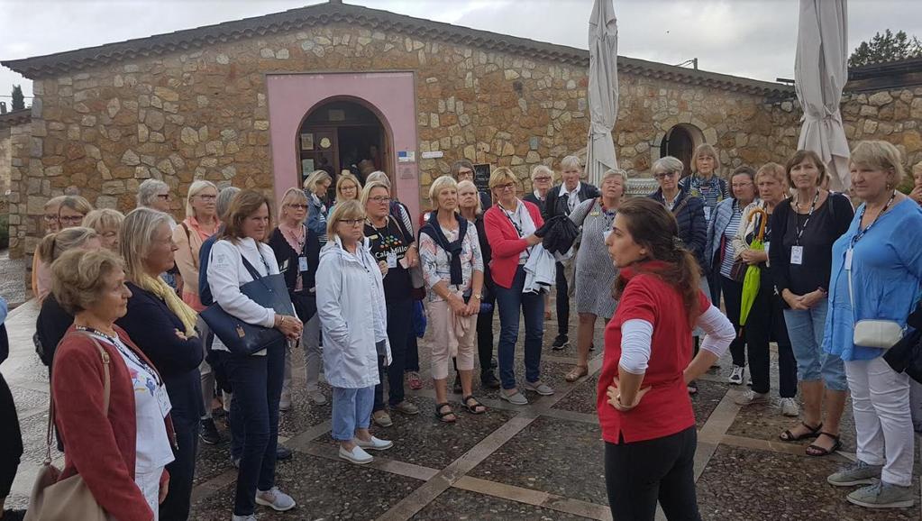 Bodegan Macia Batle strax i utkanten av Santa Maria är familjeägd sedan 1856. Vi fick gå igenom bodegans olika stationer för att se hur hela vinproduktionen går till.