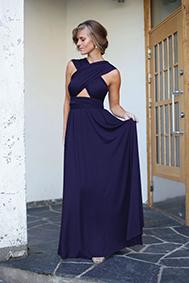 sitt flaggskepp har hon klänningen, infinity dress.