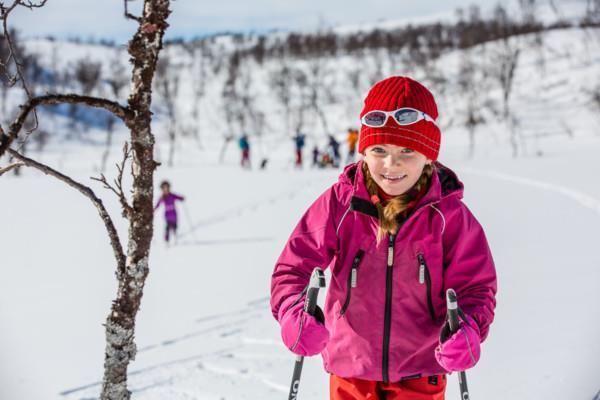 INFORMATIONSBLAD Vinter 2020 Saltoluokta Familjefjäll vinter Familjefjällveckan riktar sig till så väl vana som ovana fjällfamiljer.